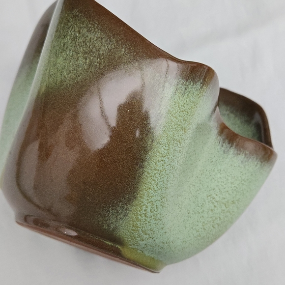 Vtg. Frankoma Pottery Free Form Drapery Planter/Bowl 'Praire Green' Glaze, 1940s - Picture 13 of 13